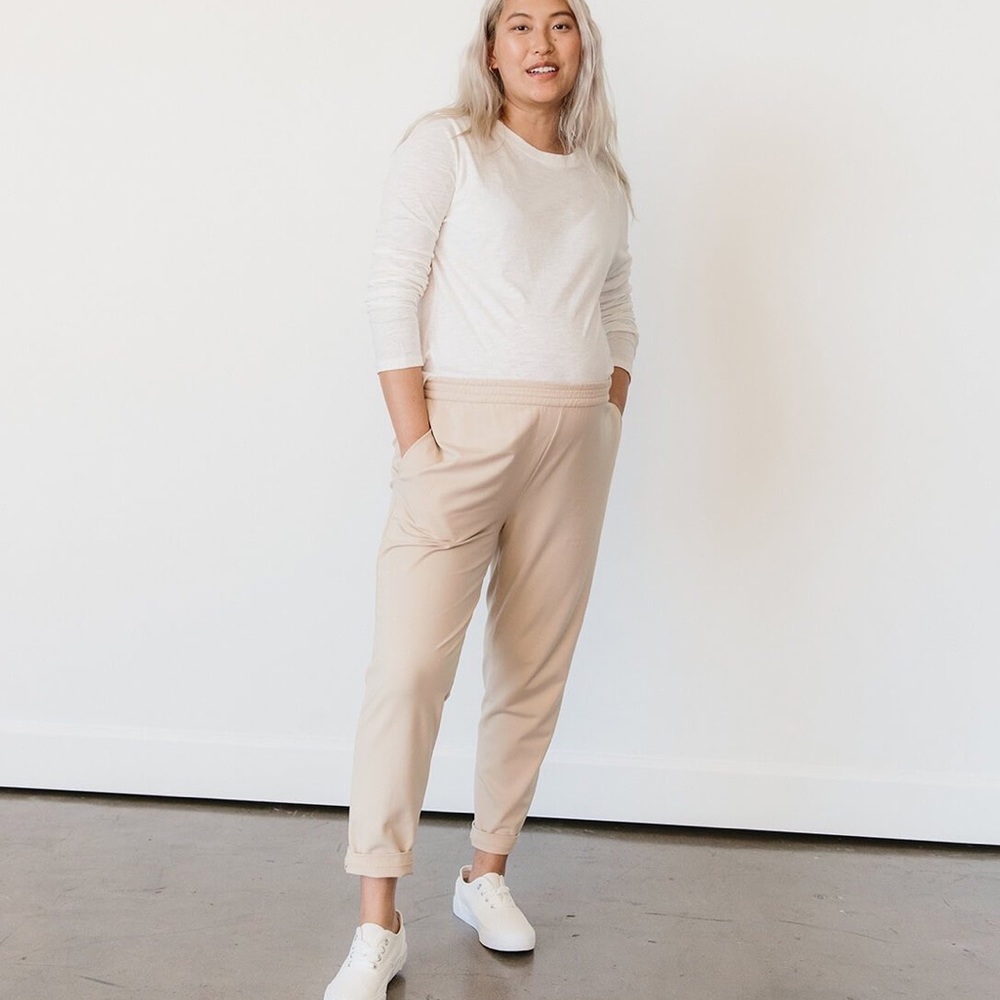 Storq Luxe Maternity Jogger - size small - latte